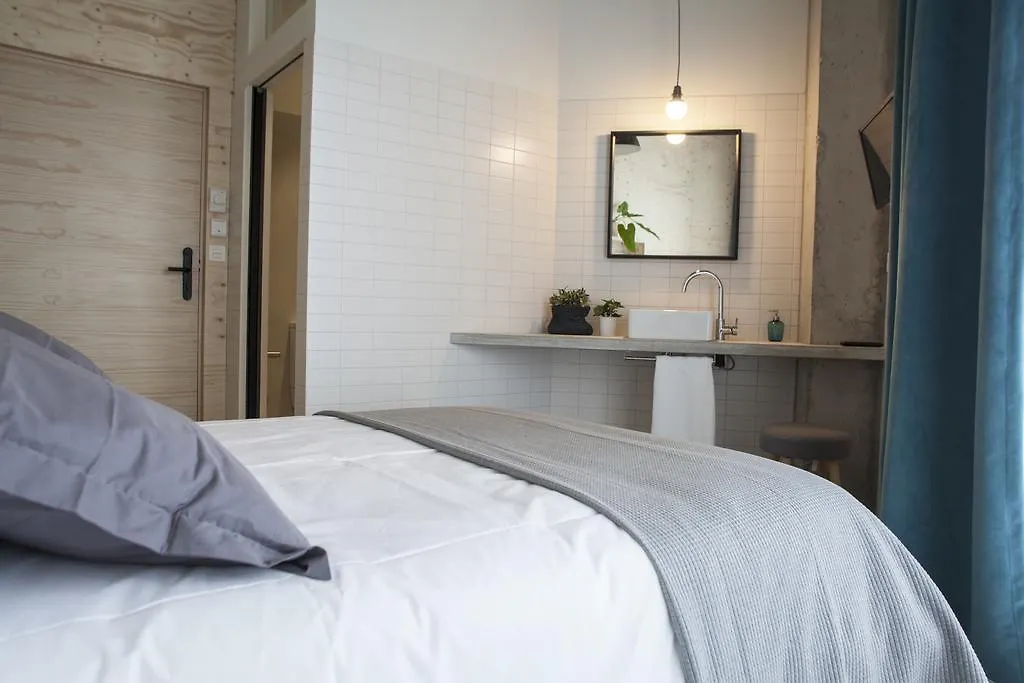 Talo Urban Rooms San Sebastián 0*,  Spagna